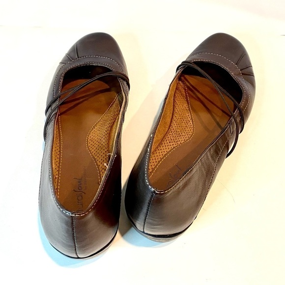 Natural Soul by Naturalizer Merman Brown Flats in Size 11 M - Picture 4 of 13